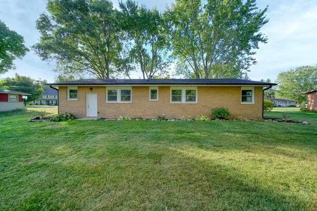 $215,000 | 392 Richard Street, Spring Arbor, MI 49283