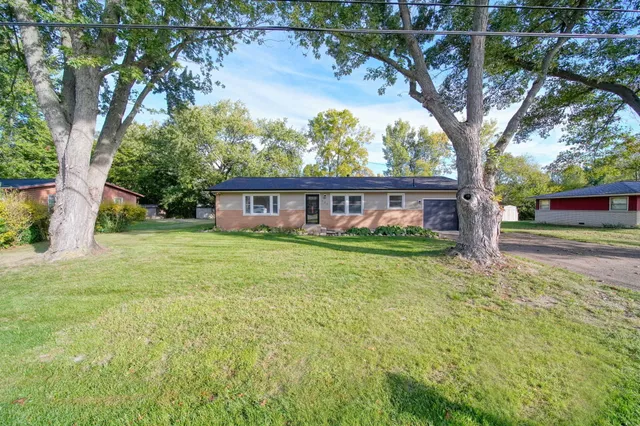 $215,000 | 392 Richard Street, Spring Arbor, MI 49283