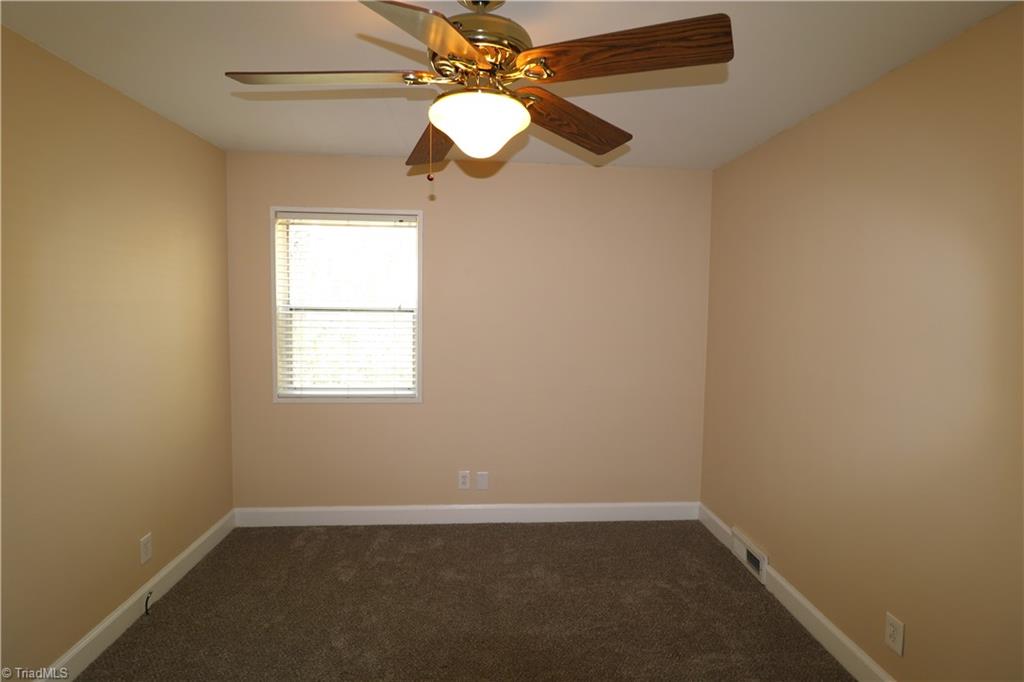 1307 Revere Road Winston-Salem, NC 27103 - Photo 13 of 16