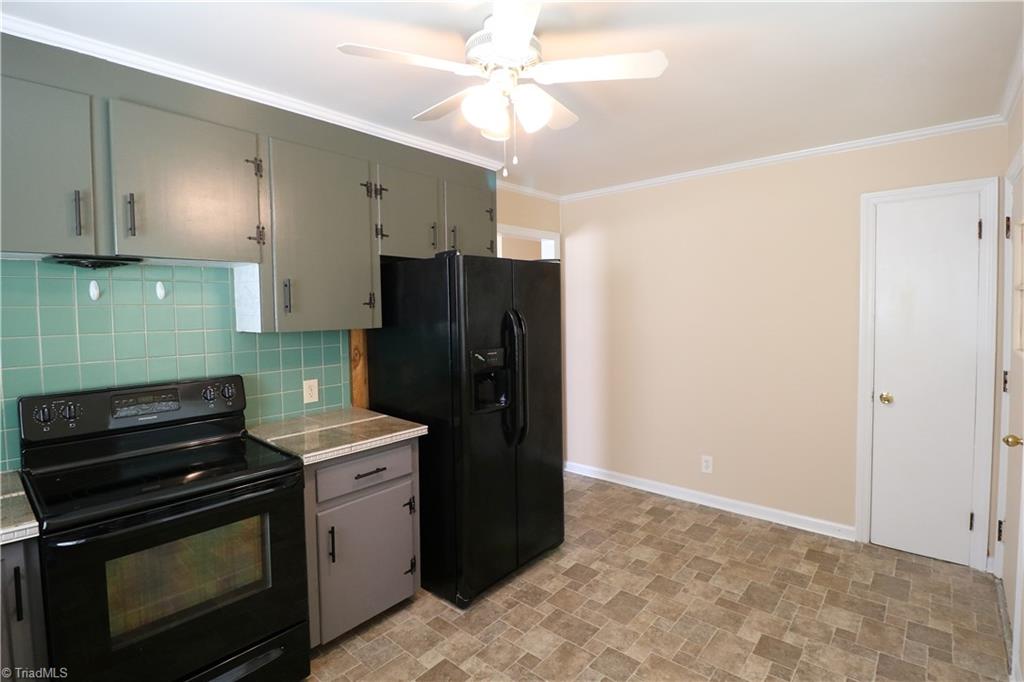 1307 Revere Road Winston-Salem, NC 27103 - Photo 5 of 16