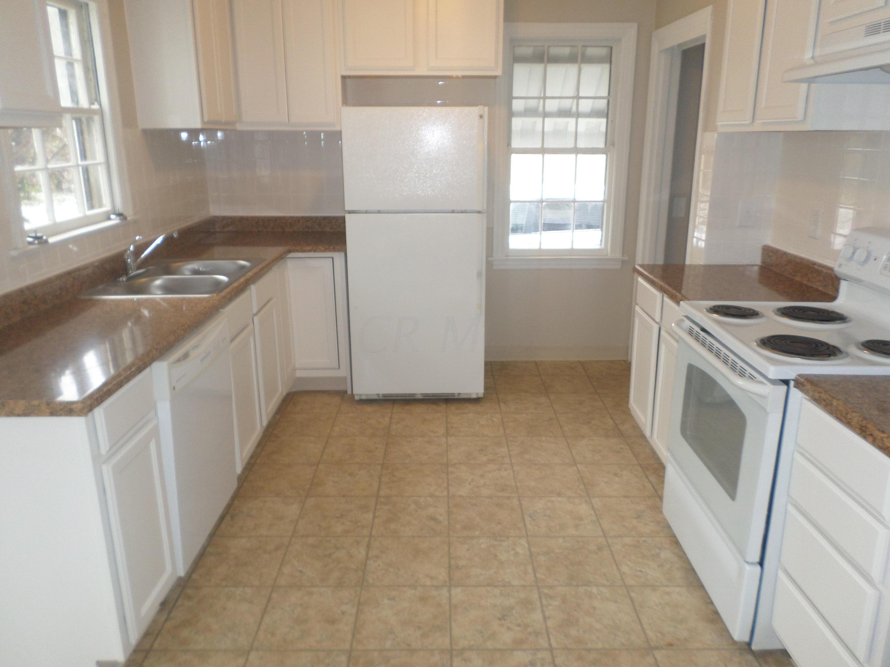 664 South James Road Columbus, OH 43213 - Photo 4 of 19