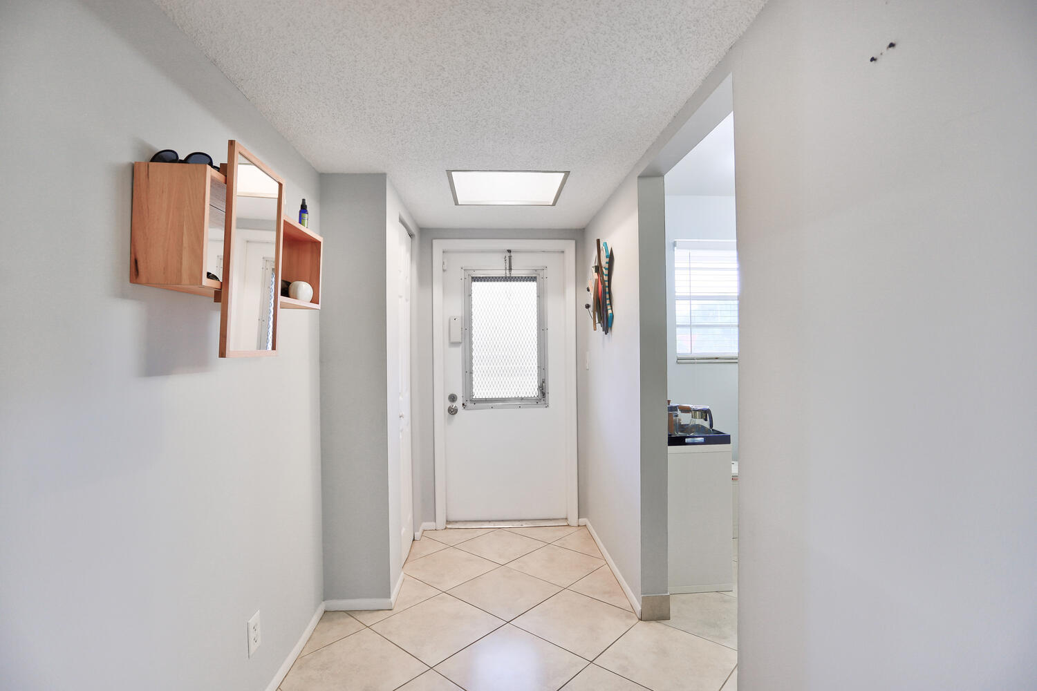 2500 Fiore Way, Unit 214C Delray Beach, FL 33445 - Photo 4 of 26 2500 Fiore Way Unit 214C-large-004-007-I
