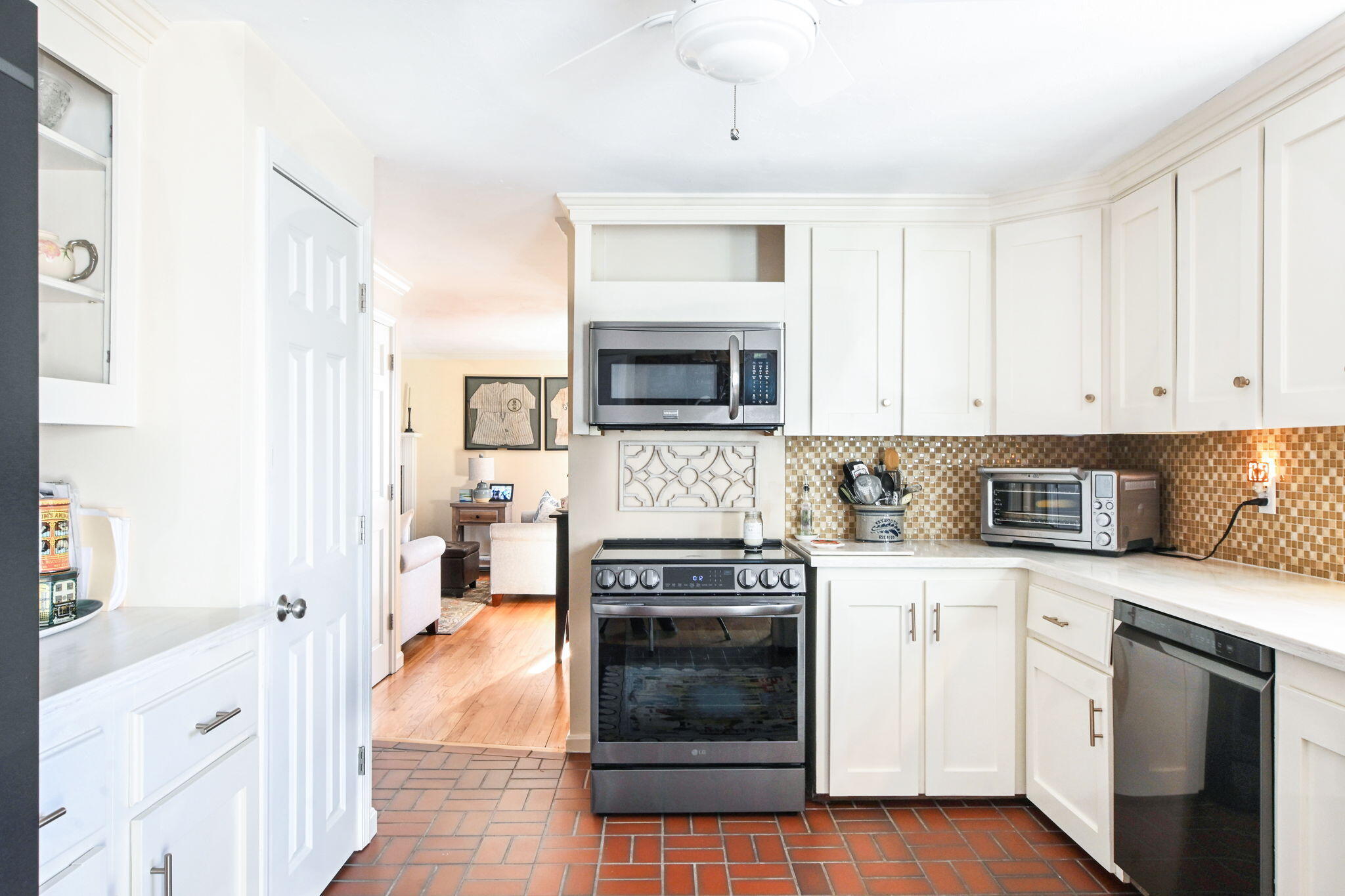 7 Bourne Avenue Sandwich, MA 02563 - Photo 12 of 36 18-web-or-mls-DSC_8520 copy