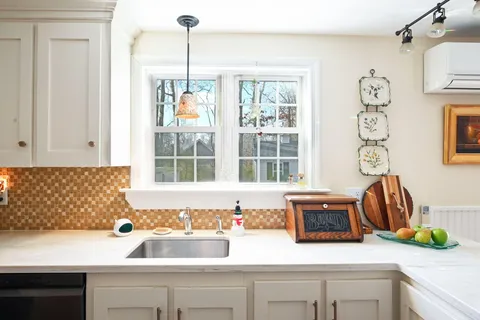 $780,000 | 7 Bourne Avenue, Sandwich, MA 02563