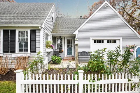 $780,000 | 7 Bourne Avenue, Sandwich, MA 02563