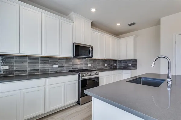 $410,002 | 2717 Goldfinch Drive, Denton, TX 76205
