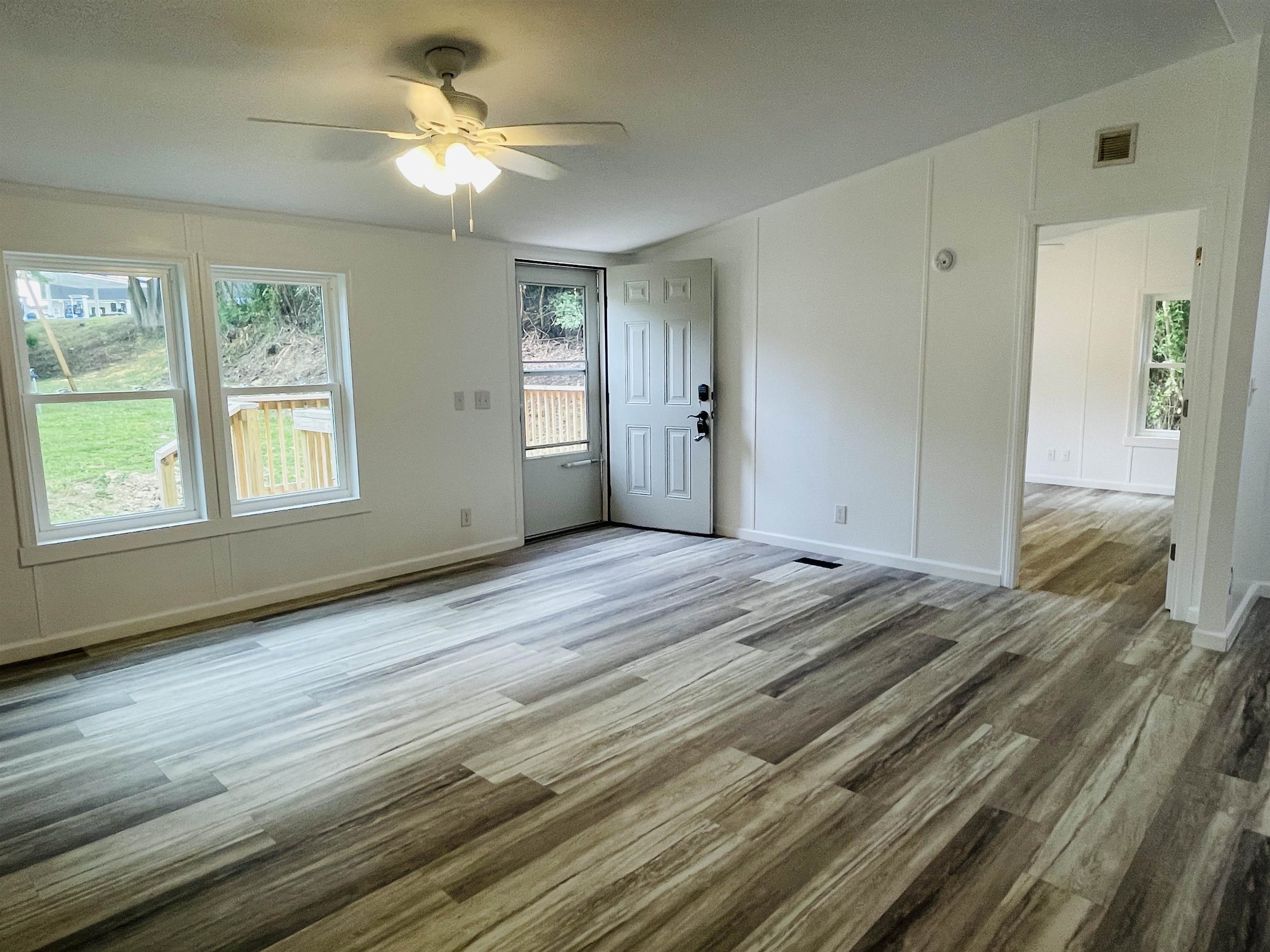 5923 Hicks Road Ashland, KY 41102 - Photo 12 of 25