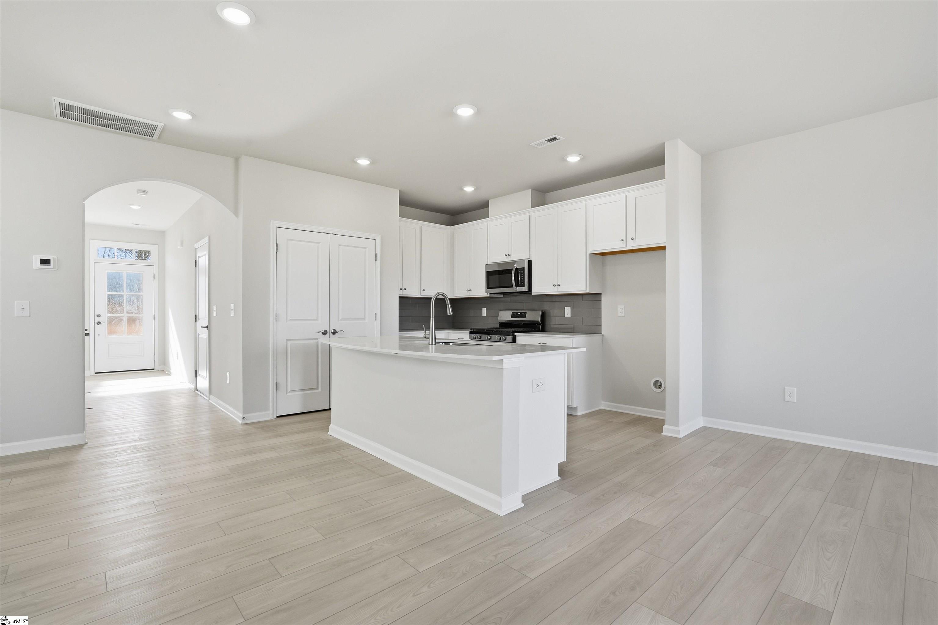 624 Blaire Rdg Way, Unit NPG 176 Woodruff, SC 29388 - Photo 8 of 28
