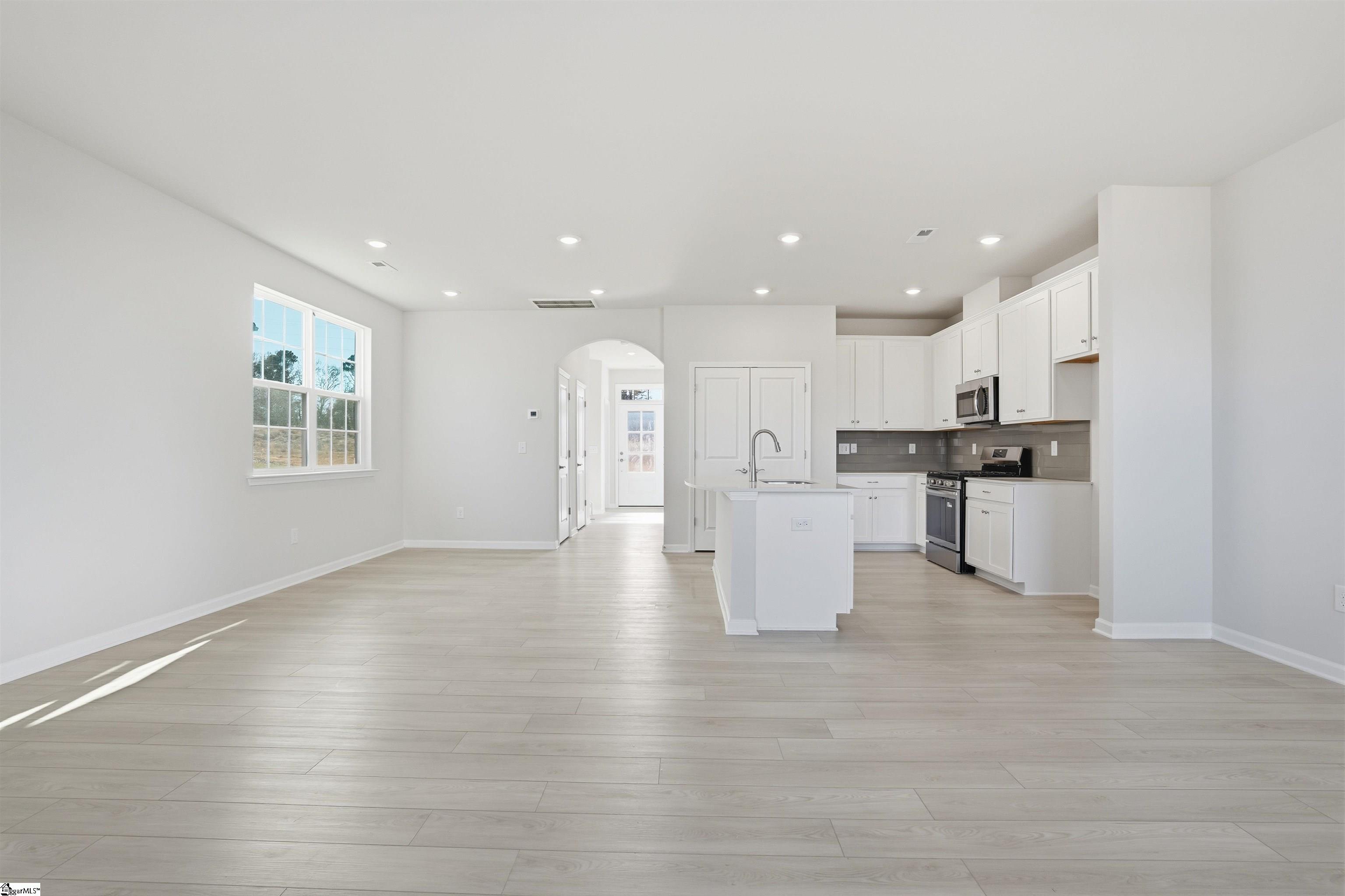 624 Blaire Rdg Way, Unit NPG 176 Woodruff, SC 29388 - Photo 9 of 28