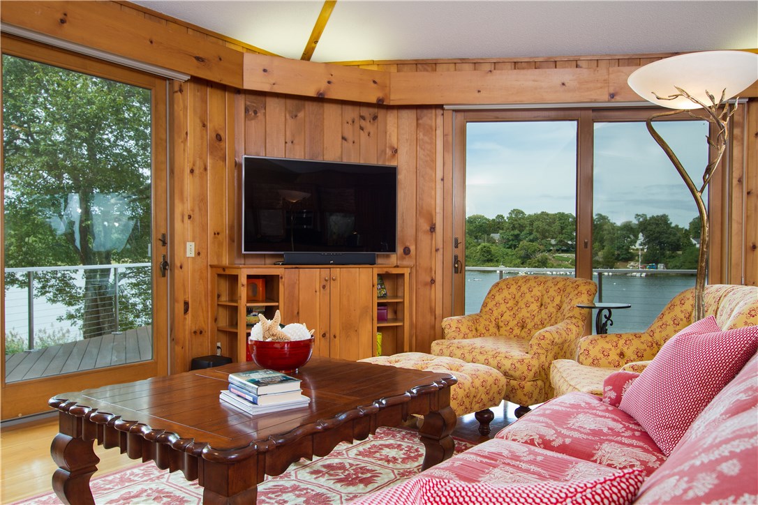 20 Stumpy Point Lane Charlestown, RI 02813 - Photo 3 of 38