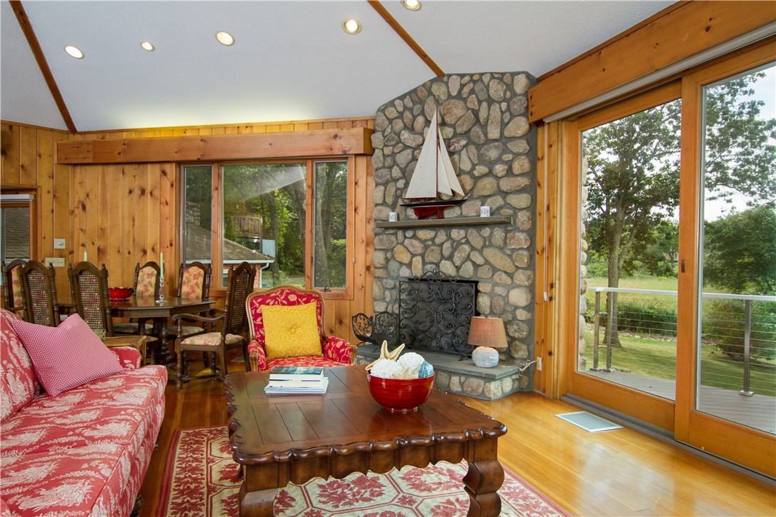 20 Stumpy Point Lane Charlestown, RI 02813 - Photo 9 of 38