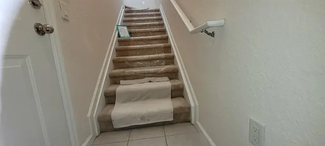 a view of an entrance of the house