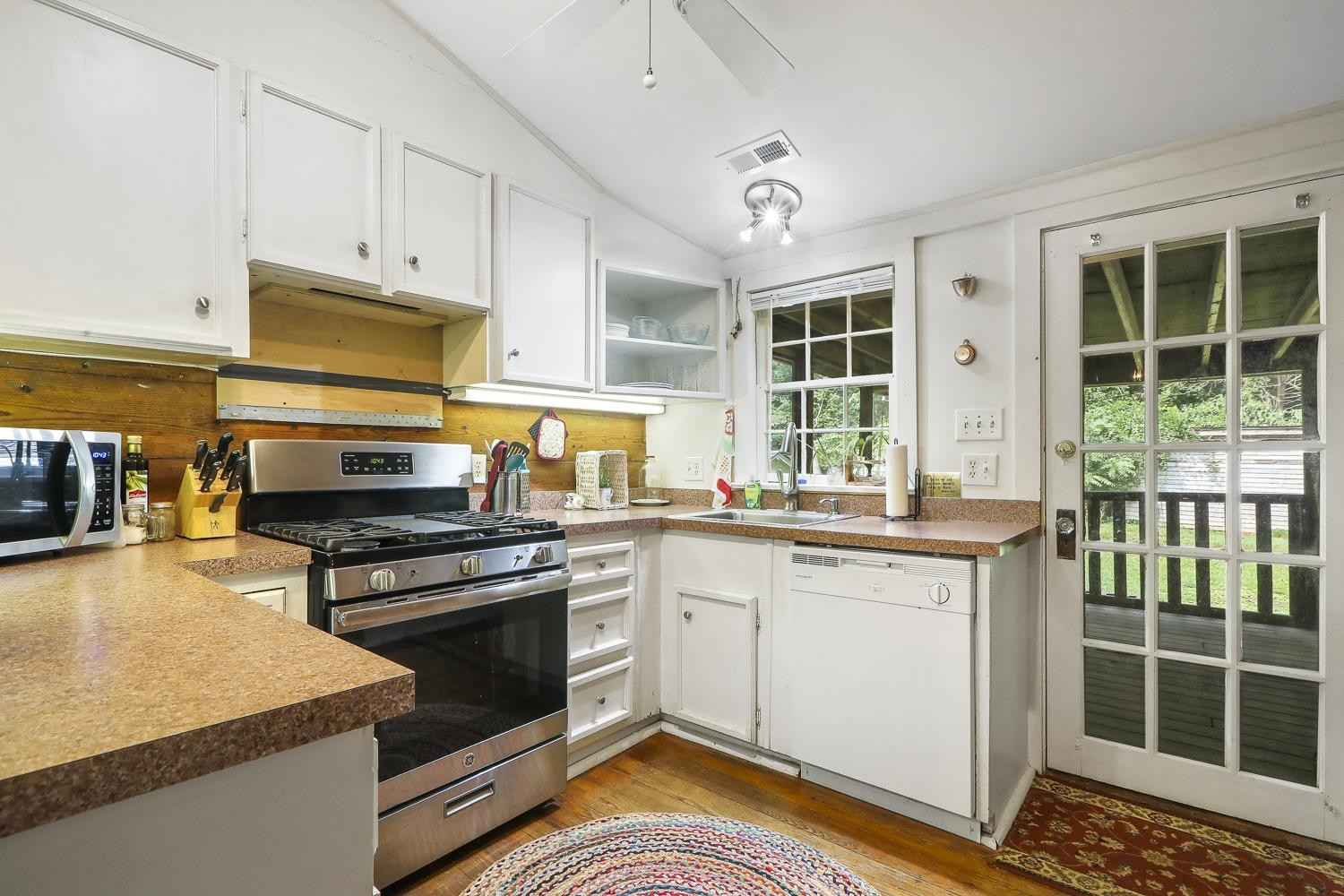 6920 Holly Springs Road Raleigh, NC 27606 - Photo 10 of 44 Photo 10
