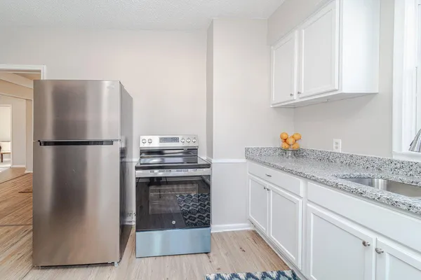 $274,900 | 1711 22nd Avenue Northeast, Minneapolis, MN 55418