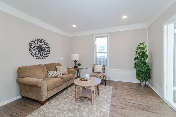 $274,900 | 1711 22nd Avenue Northeast, Minneapolis, MN 55418