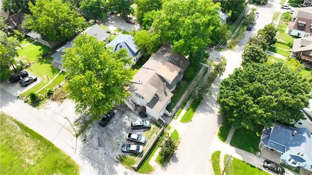 $260,000 | 101 South Willis Avenue, Independence, MO 64050