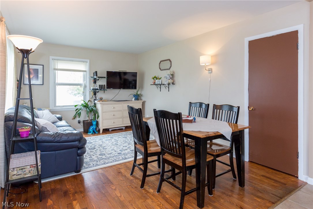 1013 Wall Road Wadsworth, OH 44281 - Photo 6 of 25 Gallery Image 6