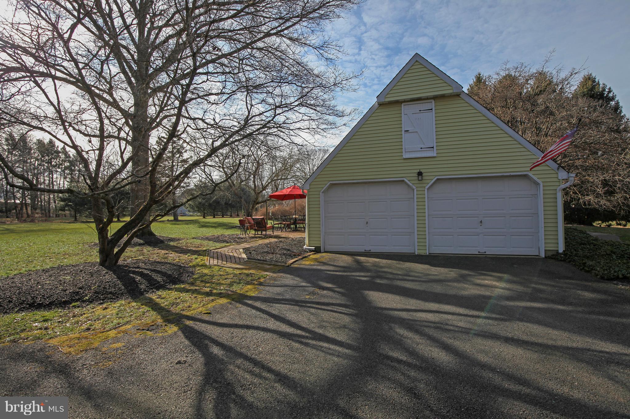 44 Pinevale Road Doylestown, PA 18901 - Photo 21 of 21 Exterior Garage