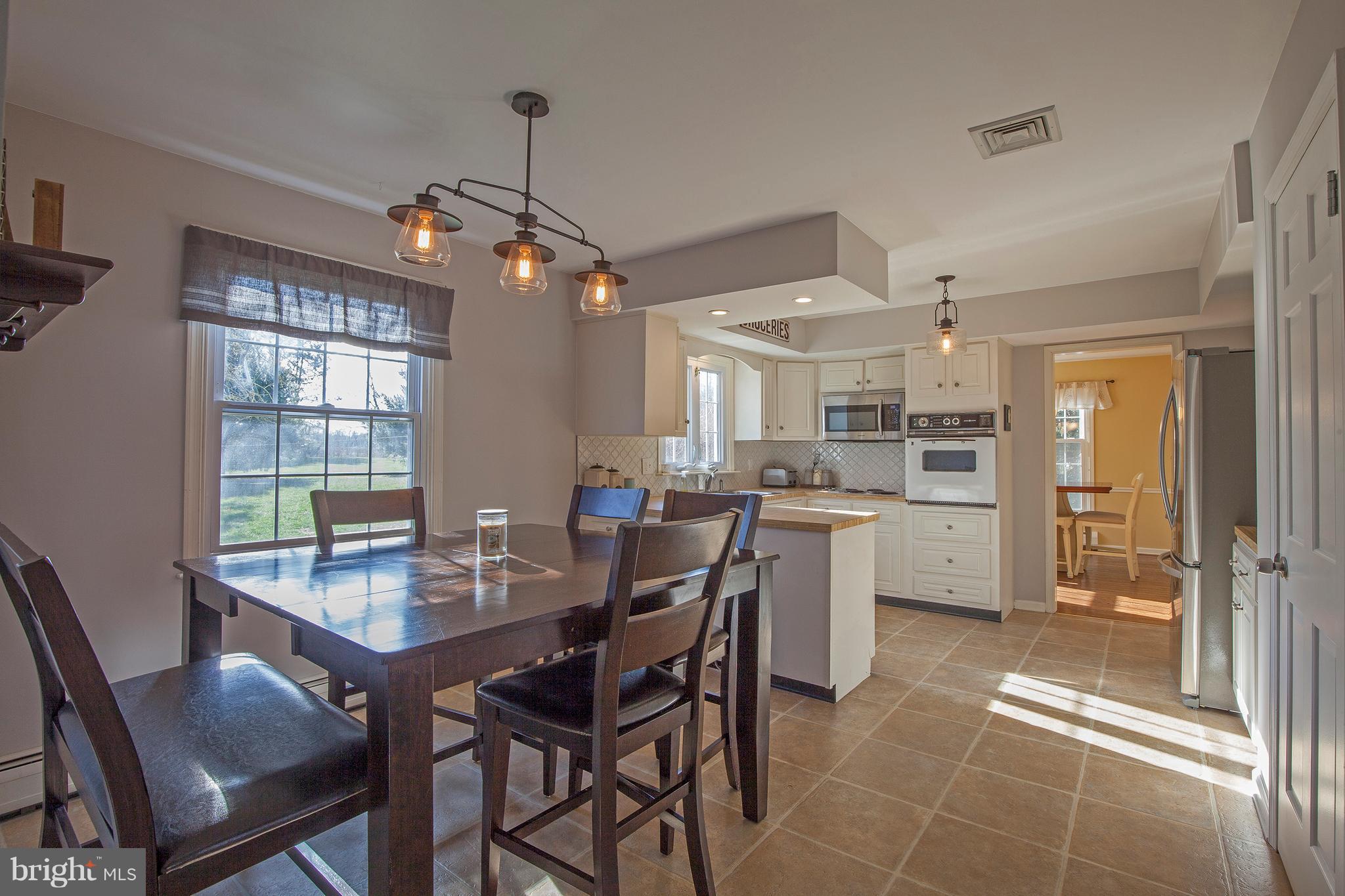 44 Pinevale Road Doylestown, PA 18901 - Photo 4 of 21 Kitchen