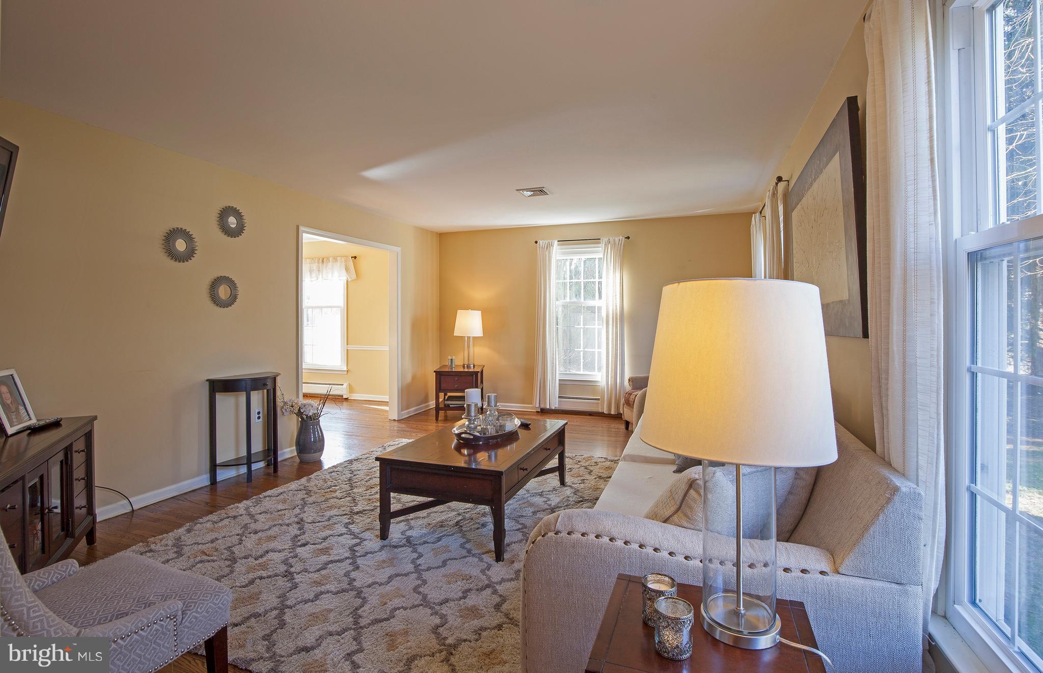 44 Pinevale Road Doylestown, PA 18901 - Photo 10 of 21 Living Room