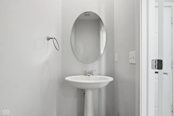 $350,000 | 15552 Smithfield Drive, Westfield, IN 46074