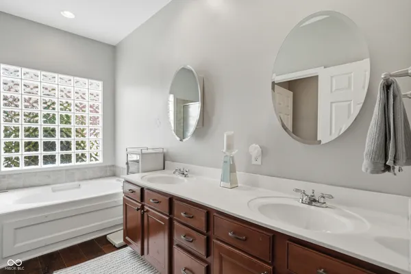 $350,000 | 15552 Smithfield Drive, Westfield, IN 46074