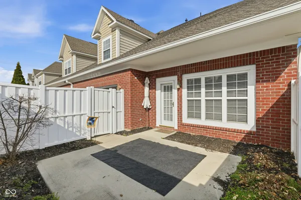 $350,000 | 15552 Smithfield Drive, Westfield, IN 46074