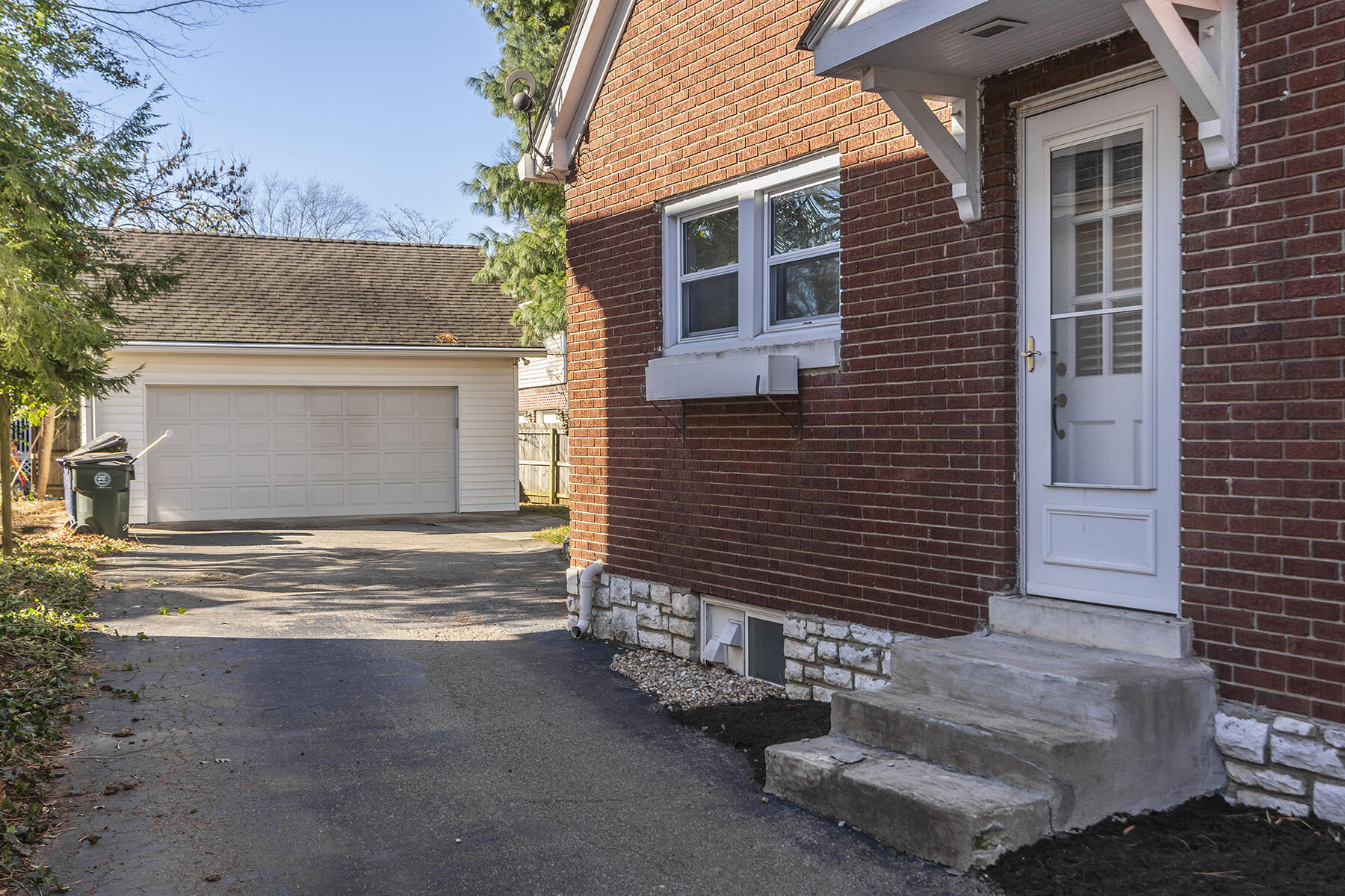 190 Cochran Road Lexington, KY 40502 - Photo 37 of 41 190cochran41