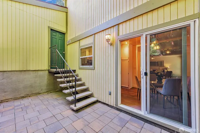 $749,000 | 4444 Clarewood Drive, Oakland, CA 94618