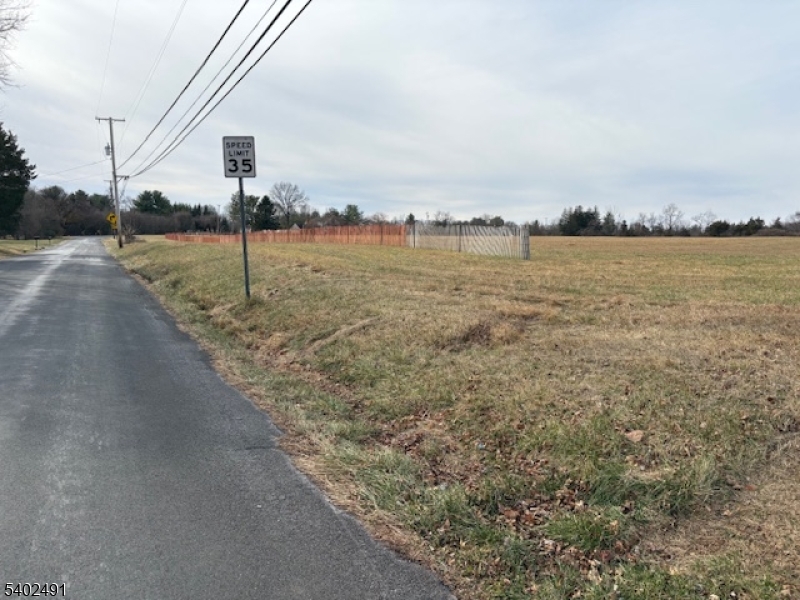 1072 Barley Sheaf Road Flemington, NJ 08822 - Photo 2 of 5