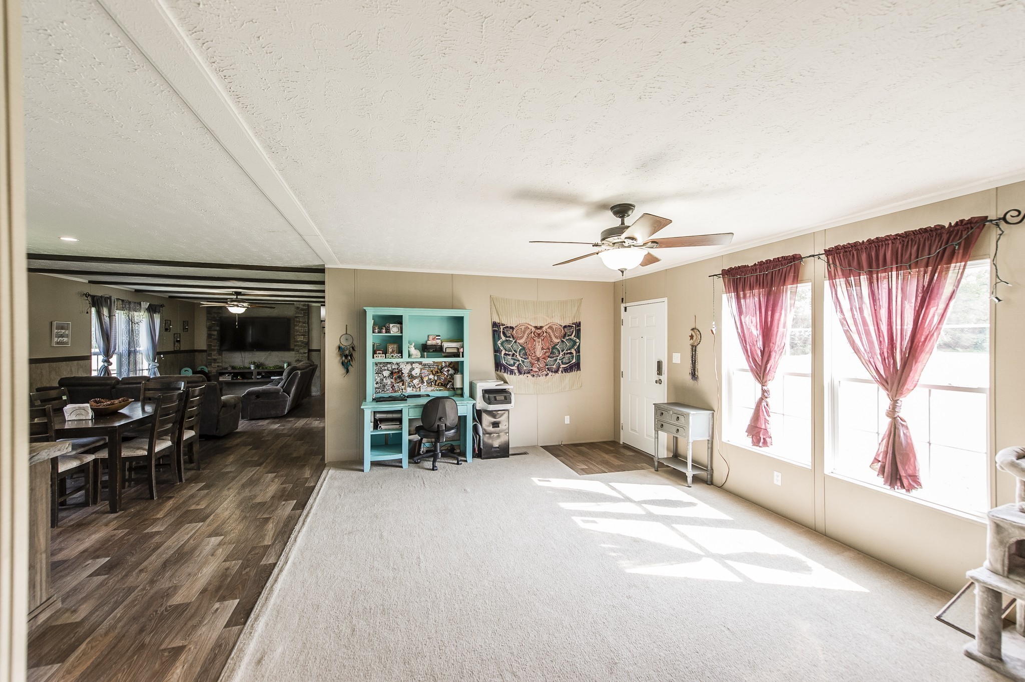 537 Bob Perry Road Bethpage, TN 37022 - Photo 12 of 63 a view of a livingroom with furniture window and wooden floor