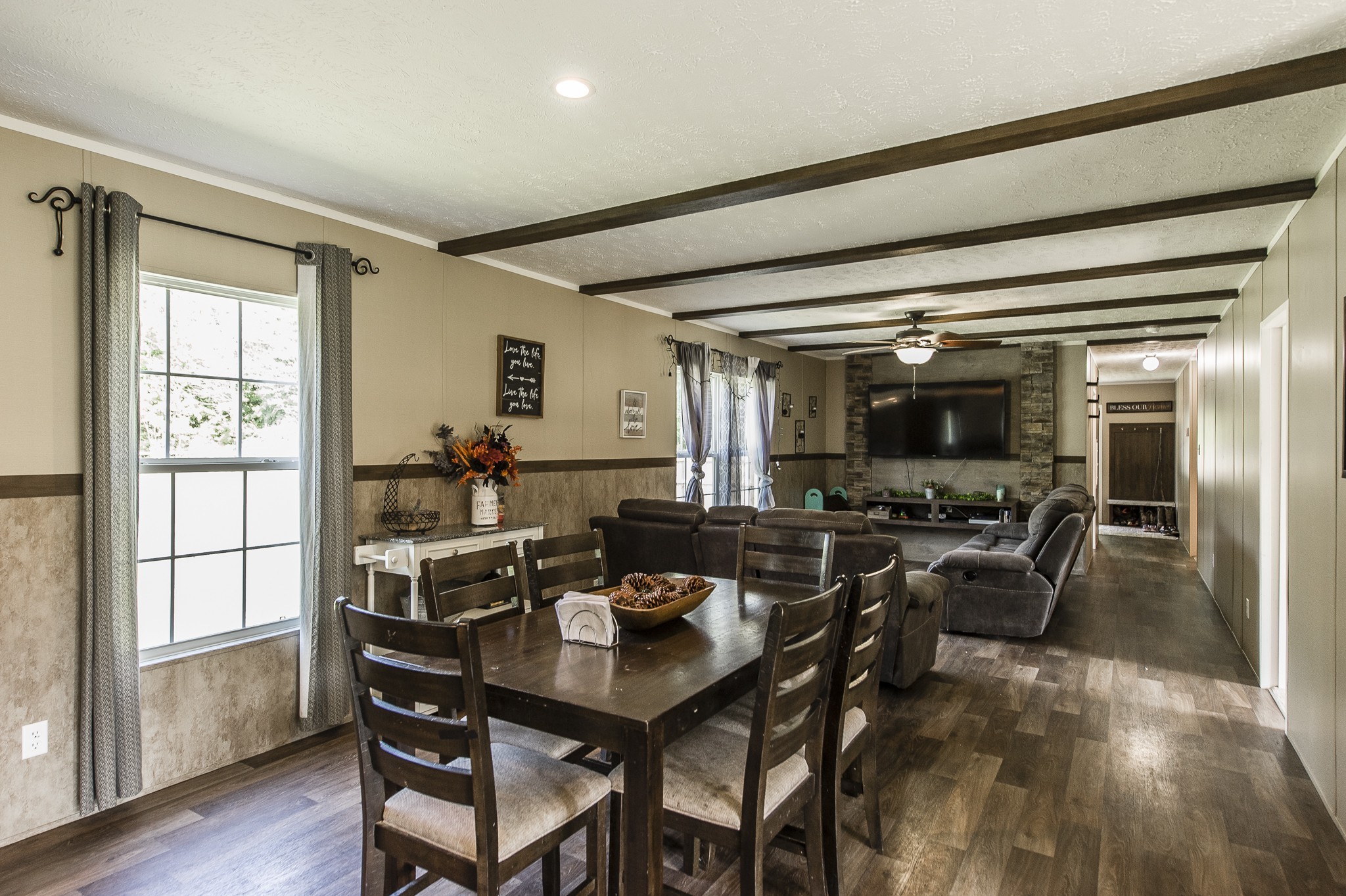 537 Bob Perry Road Bethpage, TN 37022 - Photo 21 of 63 a view of a dining room with furniture window and wooden floor