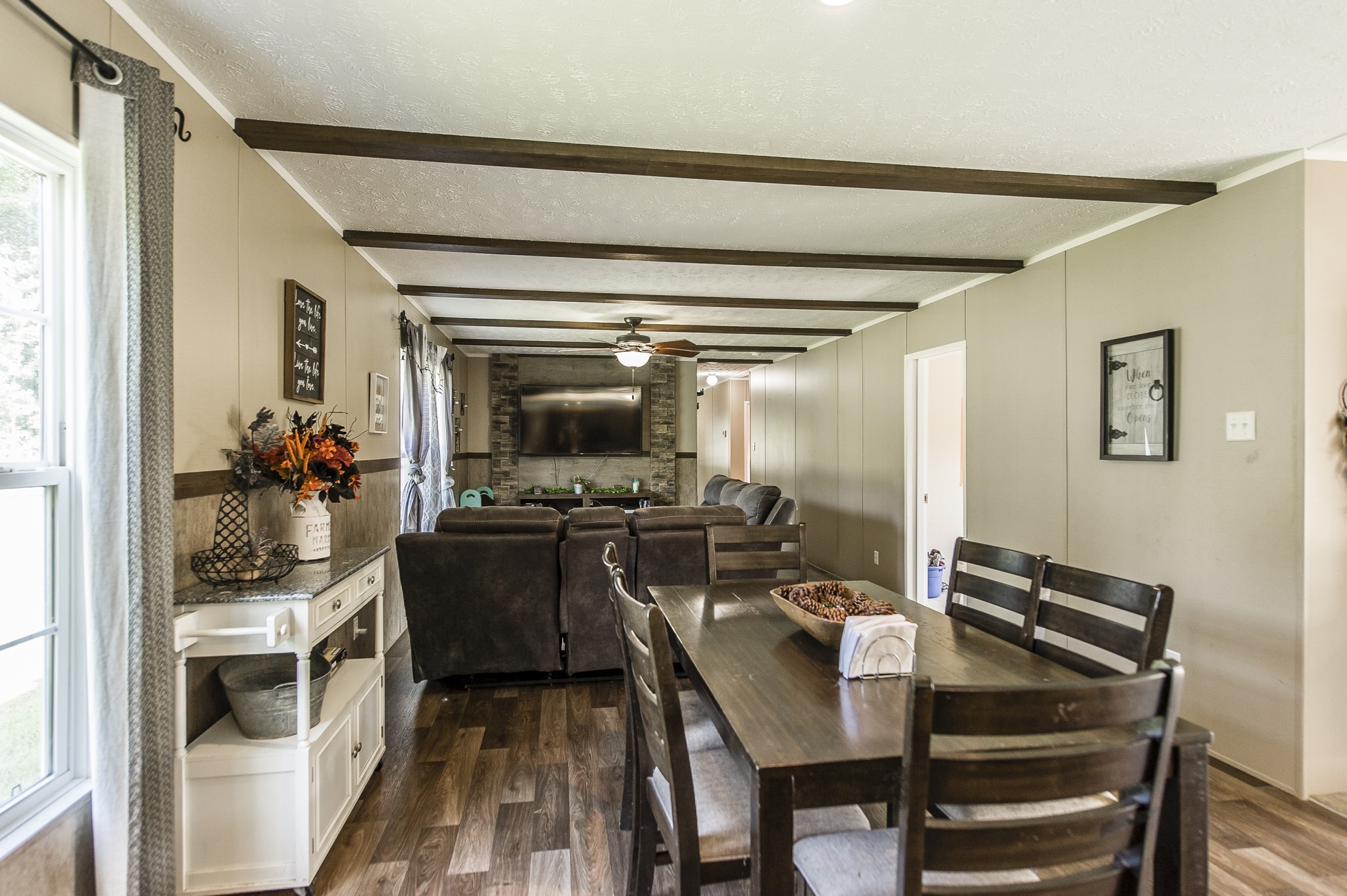 537 Bob Perry Road Bethpage, TN 37022 - Photo 22 of 63 a kitchen with a table and chairs