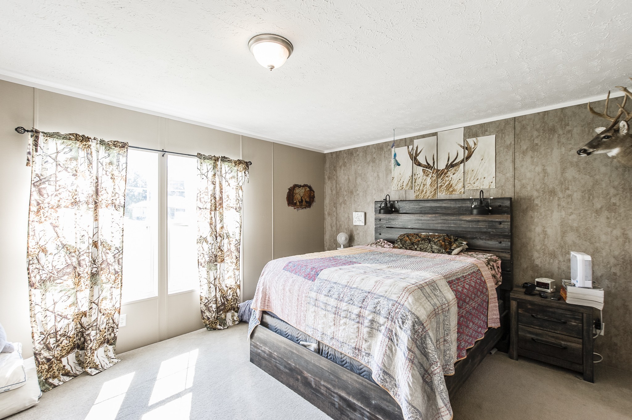 537 Bob Perry Road Bethpage, TN 37022 - Photo 29 of 63 a bedroom with a bed and a window