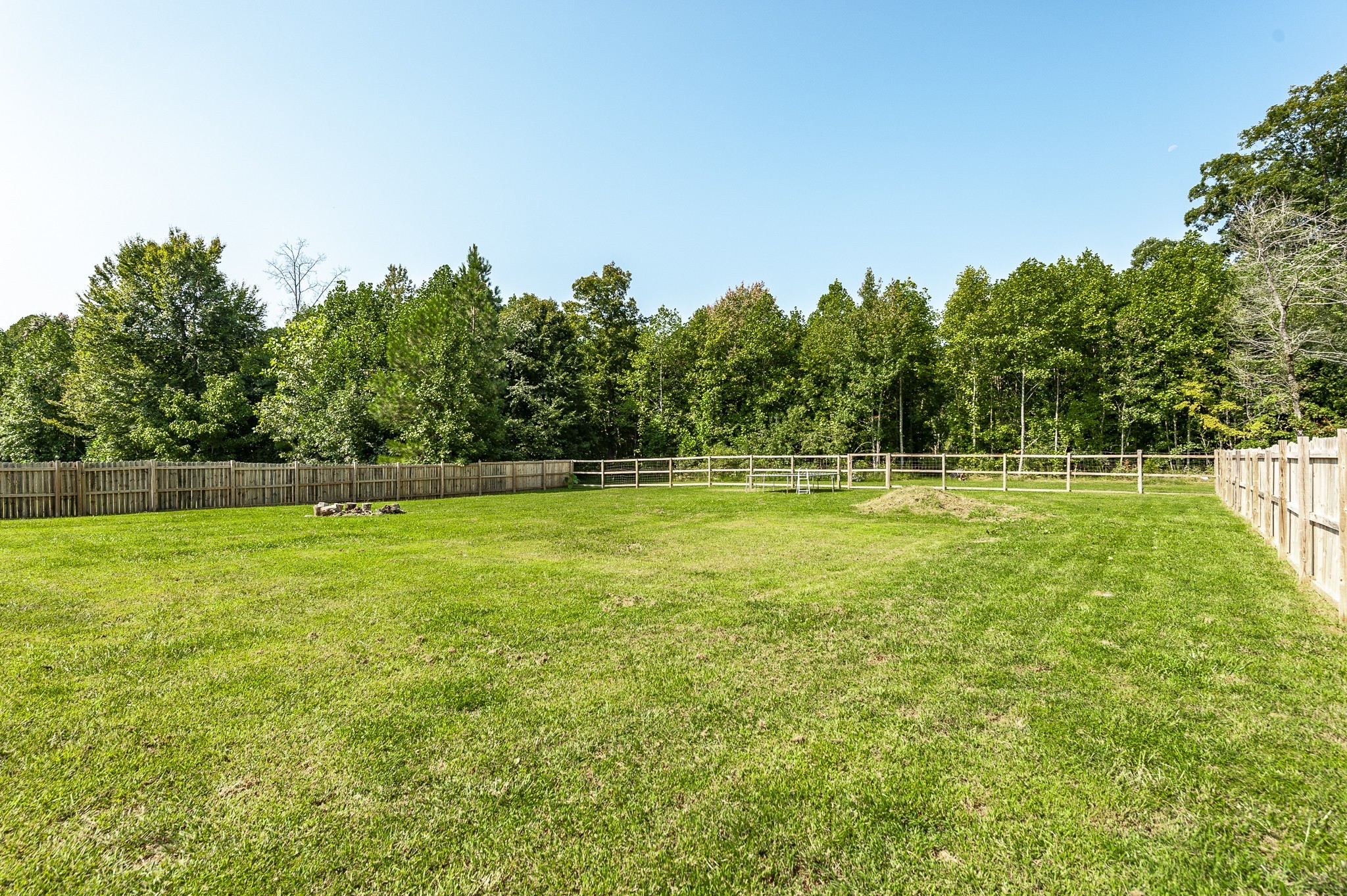 537 Bob Perry Road Bethpage, TN 37022 - Photo 52 of 63 a view of a tennis court