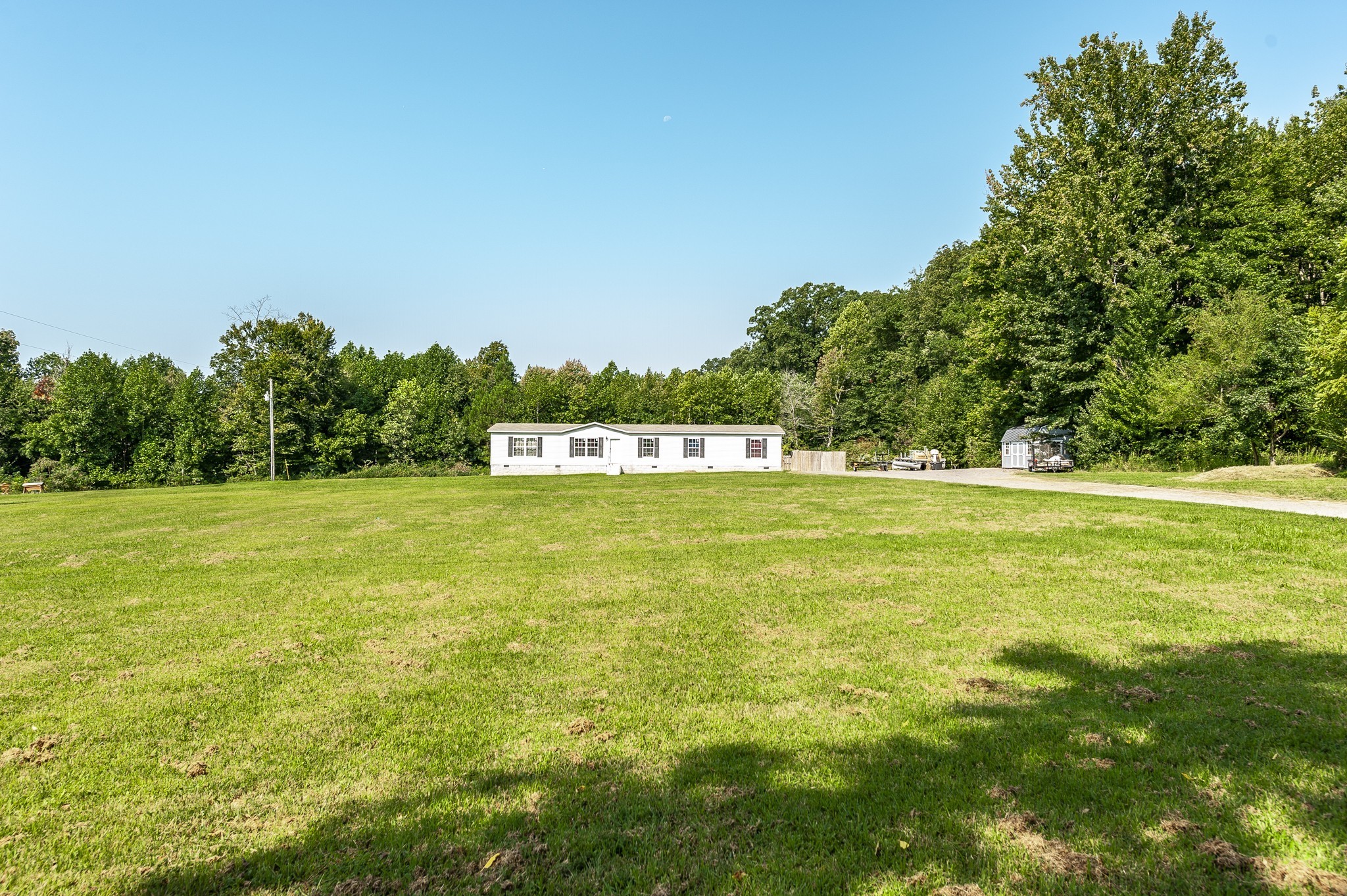 537 Bob Perry Road Bethpage, TN 37022 - Photo 6 of 63 a view of a yard with an outdoor space and seating