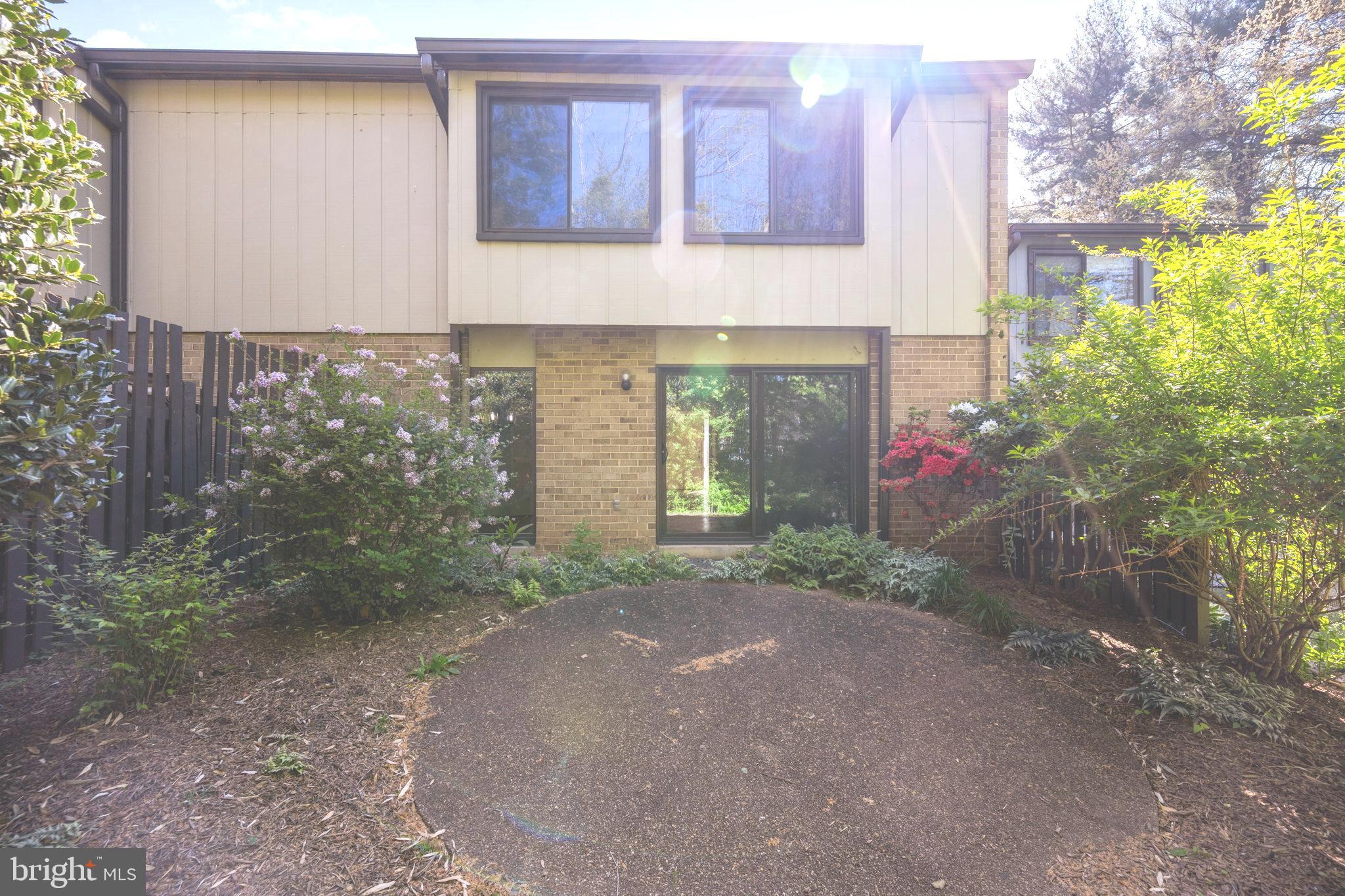 1705 Ivy Oak Square Reston, VA 20190 - Photo 31 of 36 Back of Home