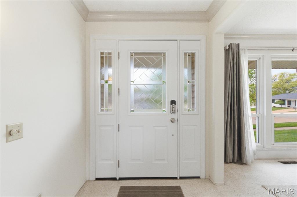 820 Posthorn Drive Manchester, MO 63021 - Photo 6 of 46