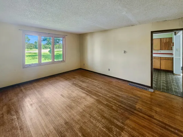 $67,900 | 921 Old Ridge Road, Greenbush, MN 56726