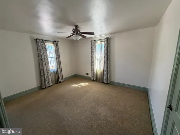 $1,200 | 20 Dickinson Road, Unit B, Glassboro, NJ 08028