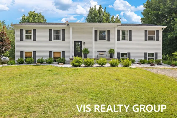 $699,900 | 5870 Polk Street, Hudsonville, MI 49426