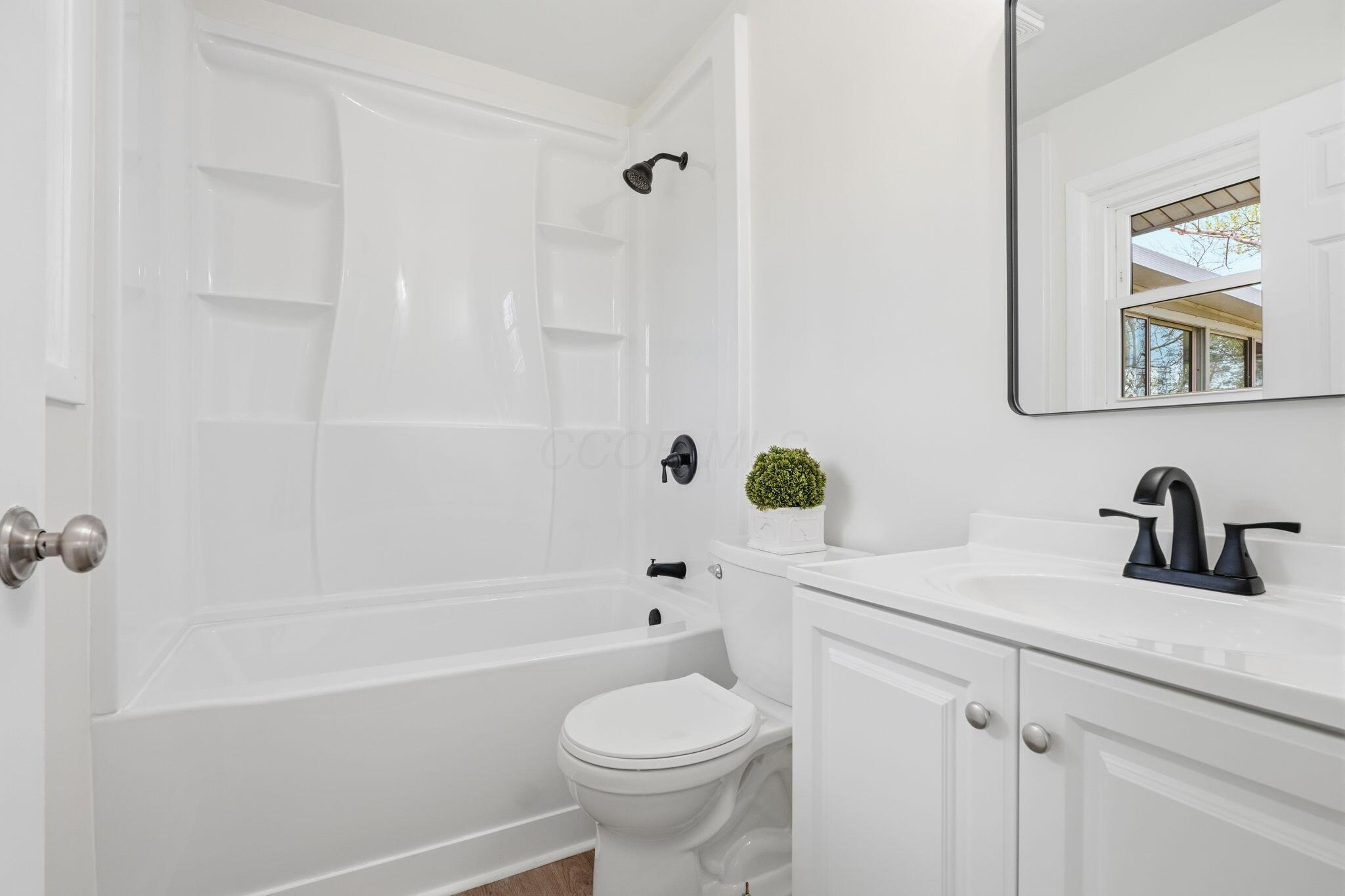 5100 Edgeview Road Columbus, OH 43207 - Photo 43 of 56 43-web-or-mls-5100-edgeview-rd
