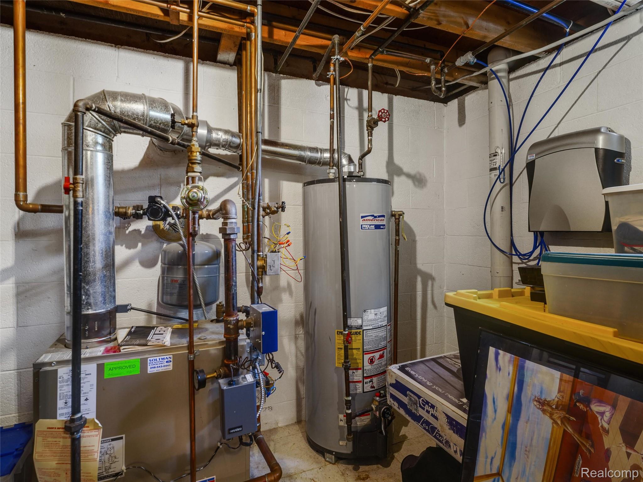 2143 Avoncrest Drive Rochester, MI 48309 - Photo 28 of 44 Basement water softener system