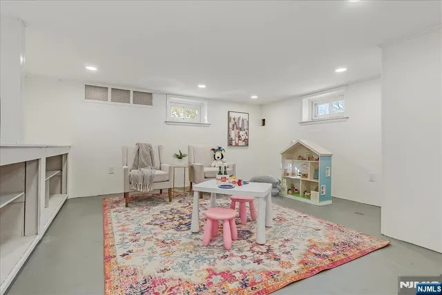 $869,000 | 5 Inness Place, Glen Ridge, NJ 07028