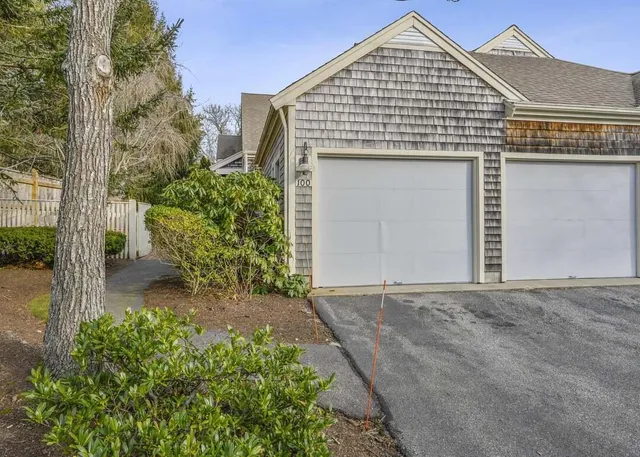 $569,000 | 100 Kates Path, Unit 100, Yarmouth Port, MA 02675