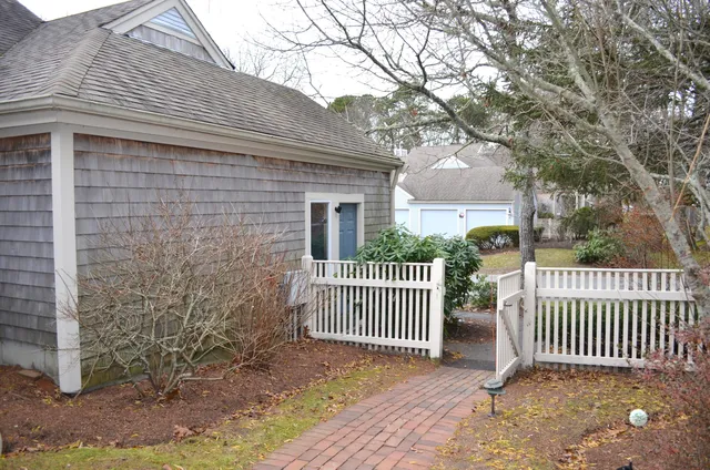 $569,000 | 100 Kates Path, Unit 100, Yarmouth Port, MA 02675
