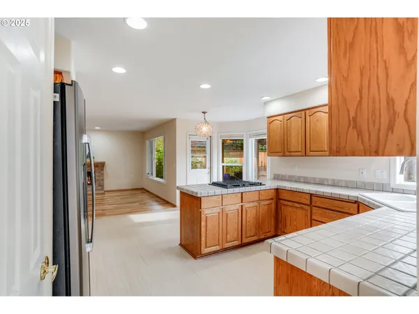 $639,900 | 12064 Southeast Grand Vista Drive, Clackamas, OR 97015