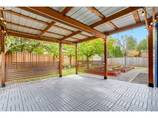 $639,900 | 12064 Southeast Grand Vista Drive, Clackamas, OR 97015