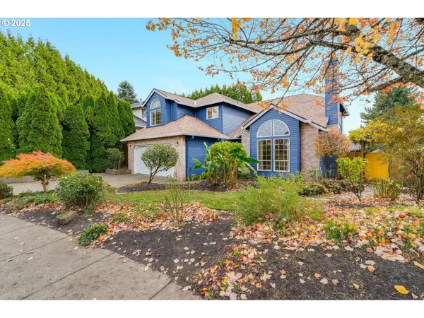 $639,900 | 12064 Southeast Grand Vista Drive, Clackamas, OR 97015