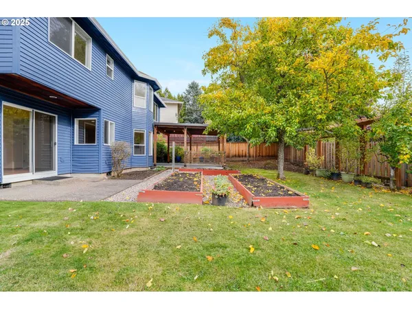 $639,900 | 12064 Southeast Grand Vista Drive, Clackamas, OR 97015